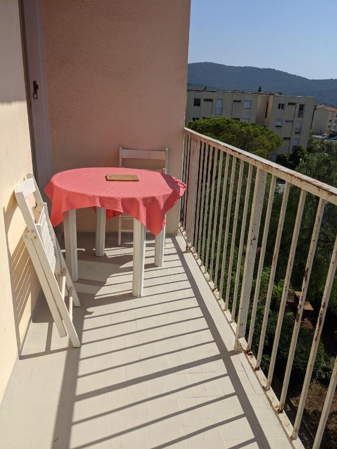 Superbe T2 Proche Des Plages Et Des Commerces Hyères Eksteriør bilde